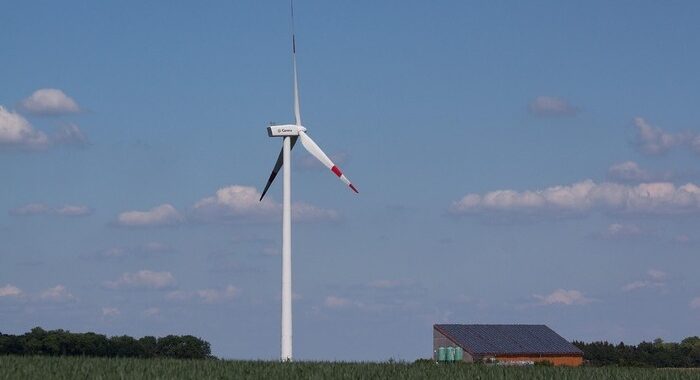 Clean Energy Push Would Halve Warming Rate by 2040: Report