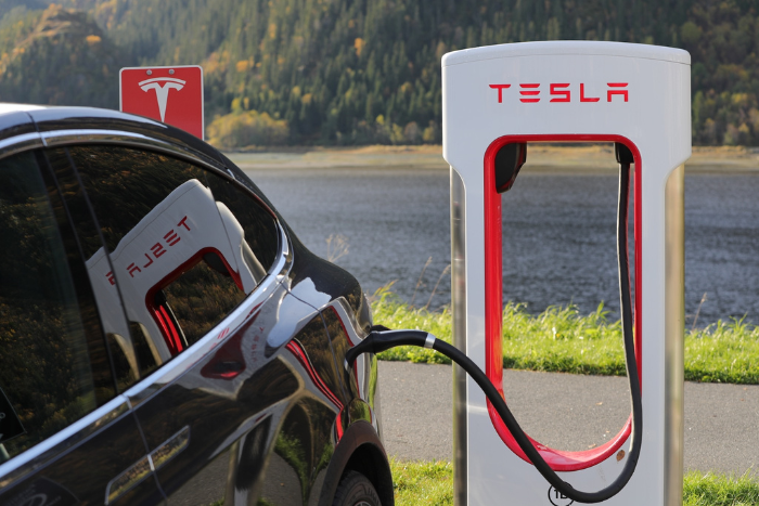 Tesla’s Musk to visit India soon, states compete to bag the manufacturing plant