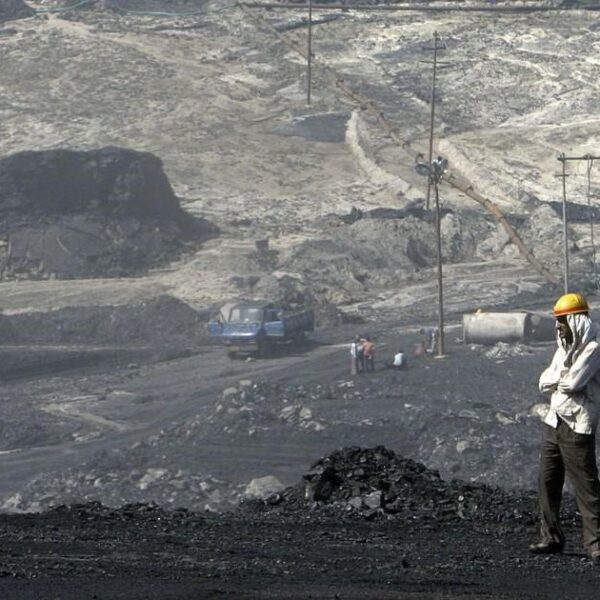 ‘Polluters pay’ vs ‘pay and pollute’: New norms regularise illegal projects?