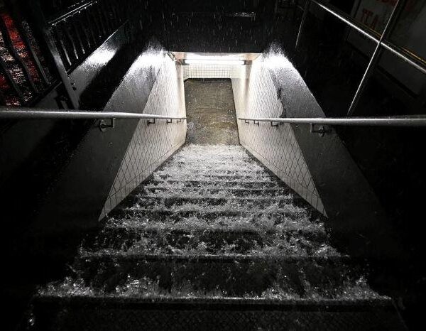 Hurricane Ida hits US, triggers record-breaking rainfall, destroys homes