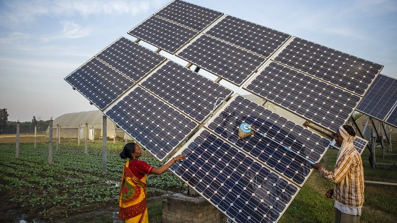 Actions India should take to achieve a low-carbon future