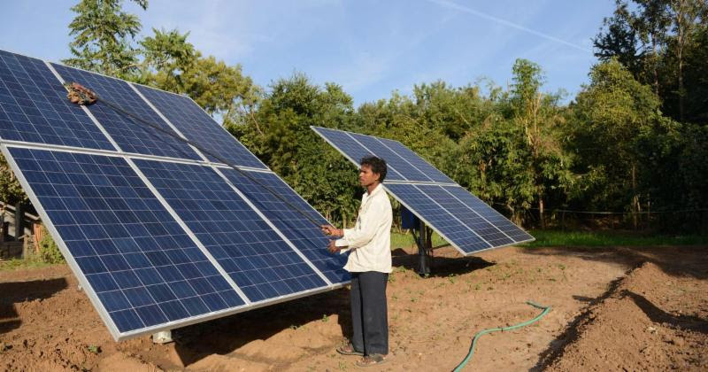 Sharp decline in India’s solar installations, govt. keeps chin up despite slump in renewables growth